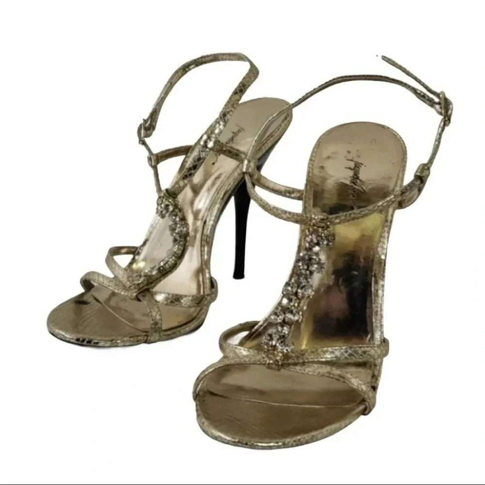 Jacqueline Ferrar 8M gold 4.5"‎ heels w/rhinestone